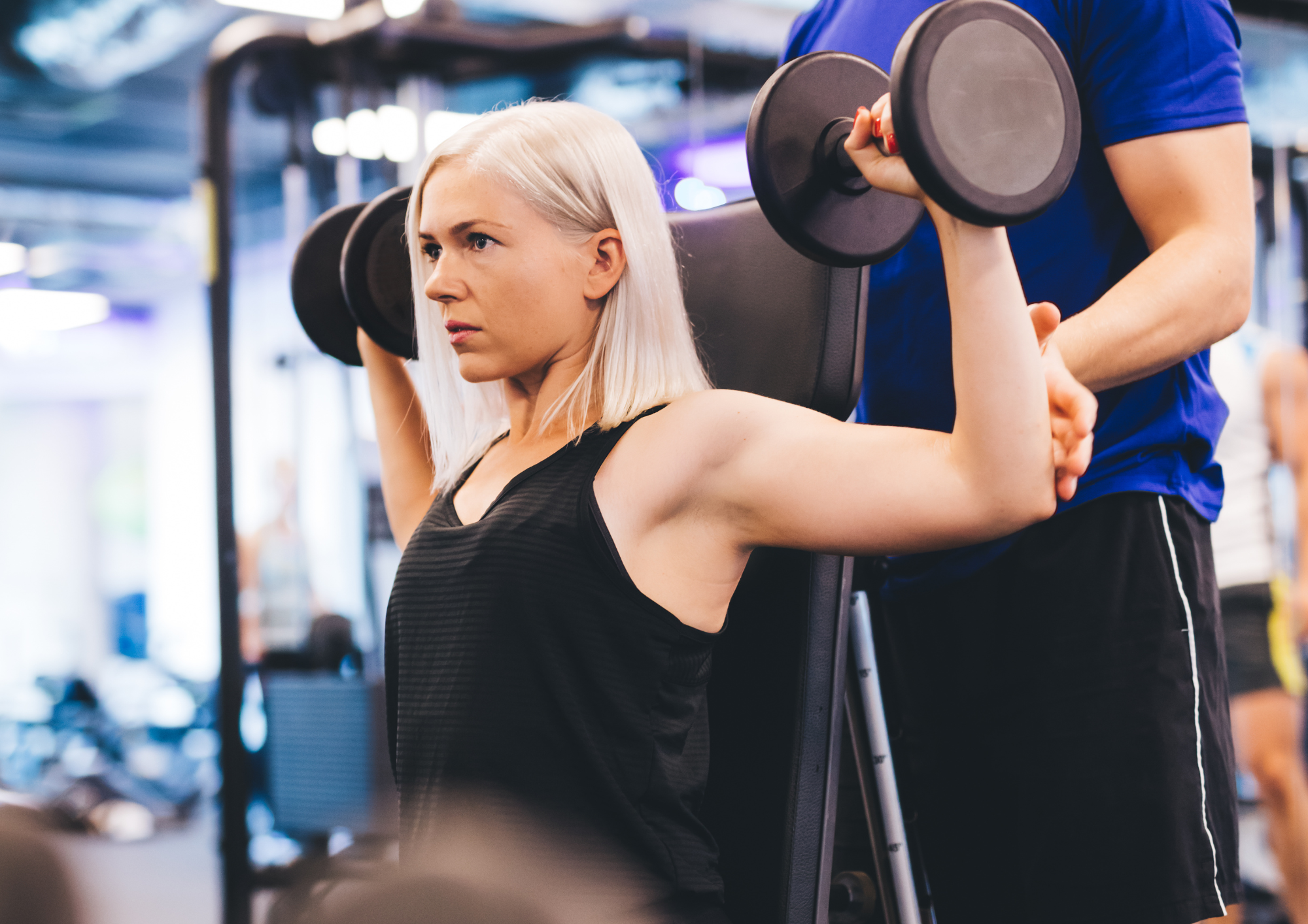 Com un entrenador personal a Granollers pot ajudar-te a millorar la teva postura i prevenir dolors